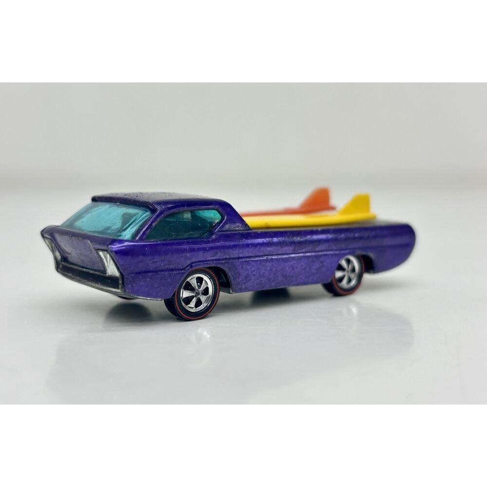 Hot Wheels Redline Deora Purple Hong Kong w/ Original Surfboards
